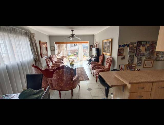 2 BEDROOM TOWNHOUSE FOR SALE IN SUNAIR PARK